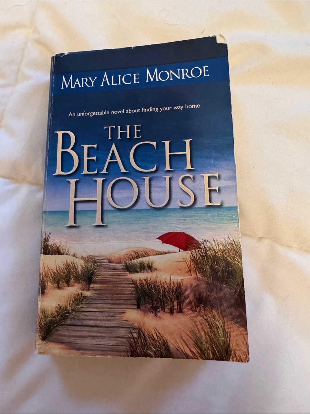 Bundle of 7 Mary Alice Monroe books, one signed copied - Picture 2 of 10